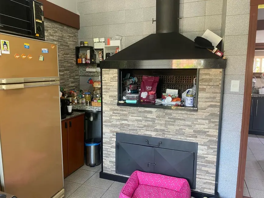 Foto 8 de Casa com 5 quartos à venda, 400m2 em Chácara das Pedras, Porto Alegre - RS