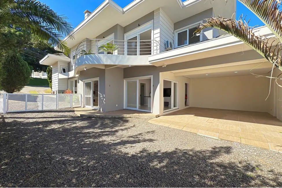Foto 1 de Casa com 3 quartos à venda, 290m2 em Hípica, Porto Alegre - RS