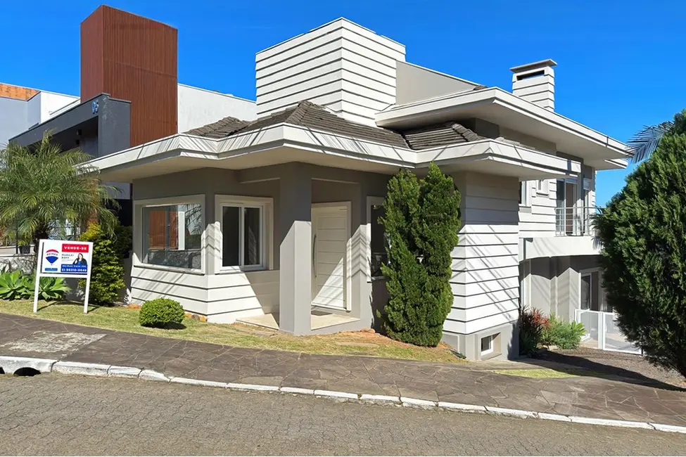 Foto 3 de Casa com 3 quartos à venda, 290m2 em Hípica, Porto Alegre - RS