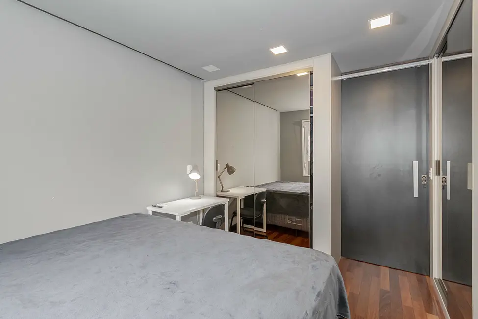 Apartamento com 2 quartos à venda, 80m2 em Petrópolis, Porto Alegre - RS - imagem 4 Foto 4 de Apartamento com 2 quartos à venda, 80m2 em Petrópolis, Porto Alegre - RS