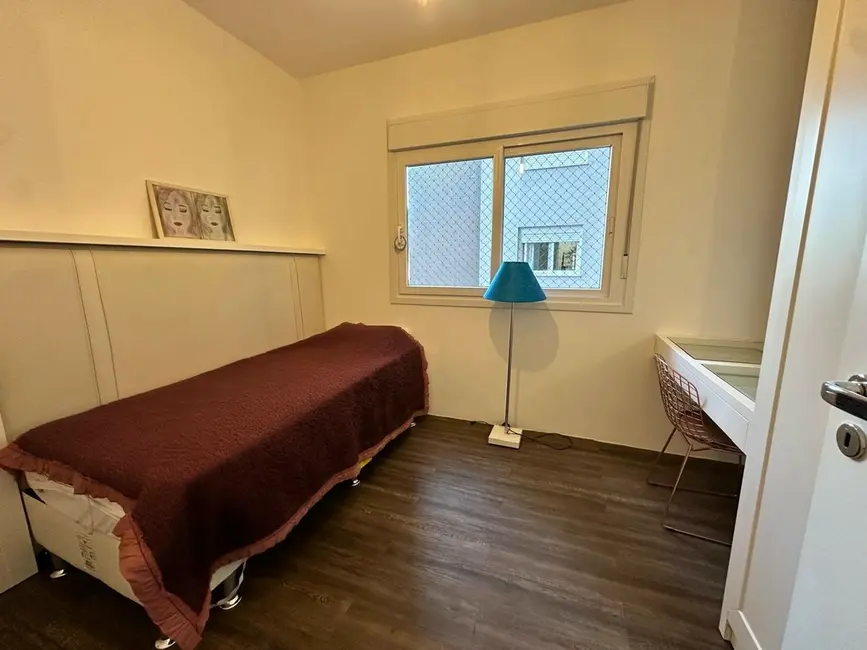 Apartamento com 3 quartos à venda, 99m2 em Menino Deus, Porto Alegre - RS - imagem 9 Foto 9 de Apartamento com 3 quartos à venda, 99m2 em Menino Deus, Porto Alegre - RS