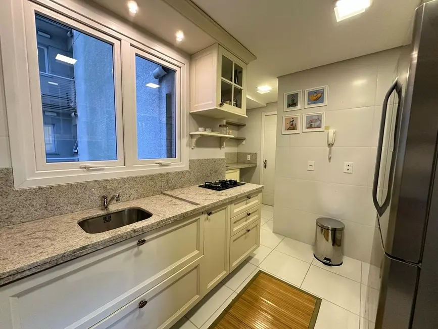 Apartamento com 3 quartos à venda, 99m2 em Menino Deus, Porto Alegre - RS - imagem 1 Foto 1 de Apartamento com 3 quartos à venda, 99m2 em Menino Deus, Porto Alegre - RS