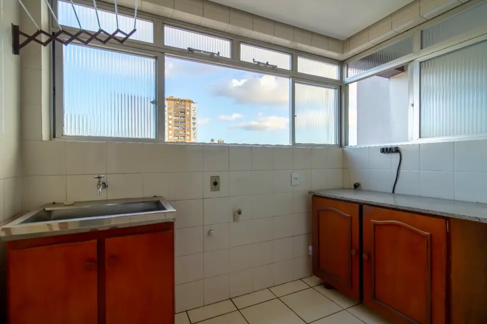 Foto 8 de Apartamento com 3 quartos à venda, 108m2 em Petrópolis, Porto Alegre - RS