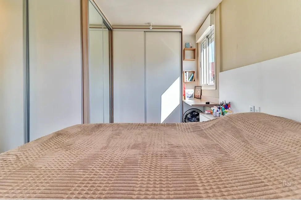 Foto 3 de Apartamento com 2 quartos à venda, 75m2 em Bela Vista, Porto Alegre - RS