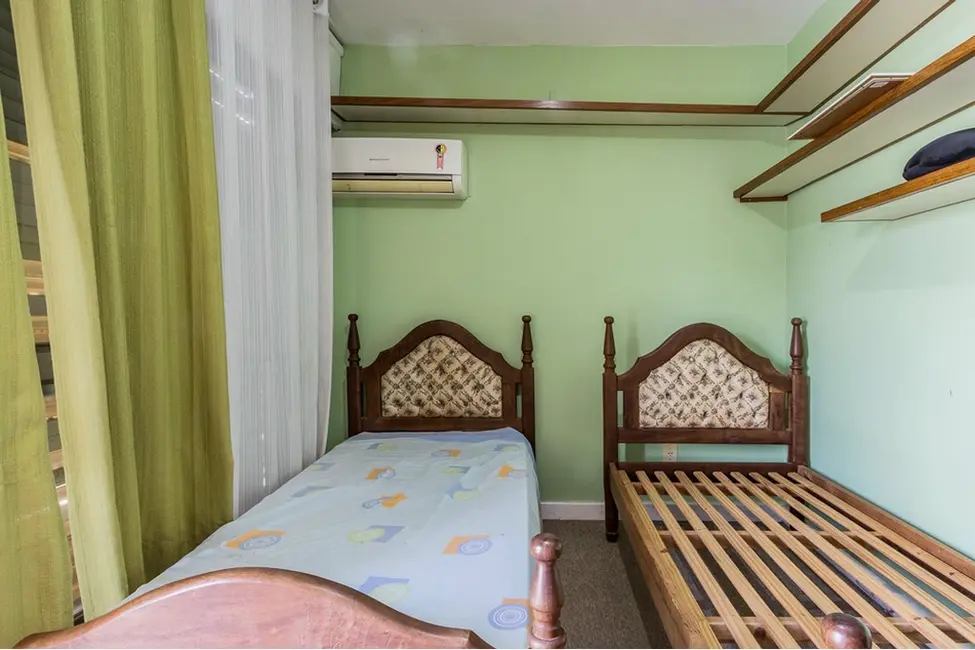 Apartamento com 3 quartos à venda, 127m2 em Menino Deus, Porto Alegre - RS - imagem 4 Foto 4 de Apartamento com 3 quartos à venda, 127m2 em Menino Deus, Porto Alegre - RS