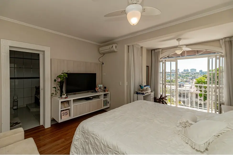 Foto 7 de Casa com 4 quartos à venda, 575m2 em Chácara das Pedras, Porto Alegre - RS