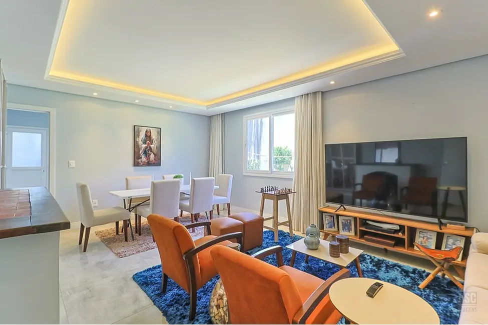 Foto 1 de Casa com 3 quartos à venda, 300m2 em Ipanema, Porto Alegre - RS