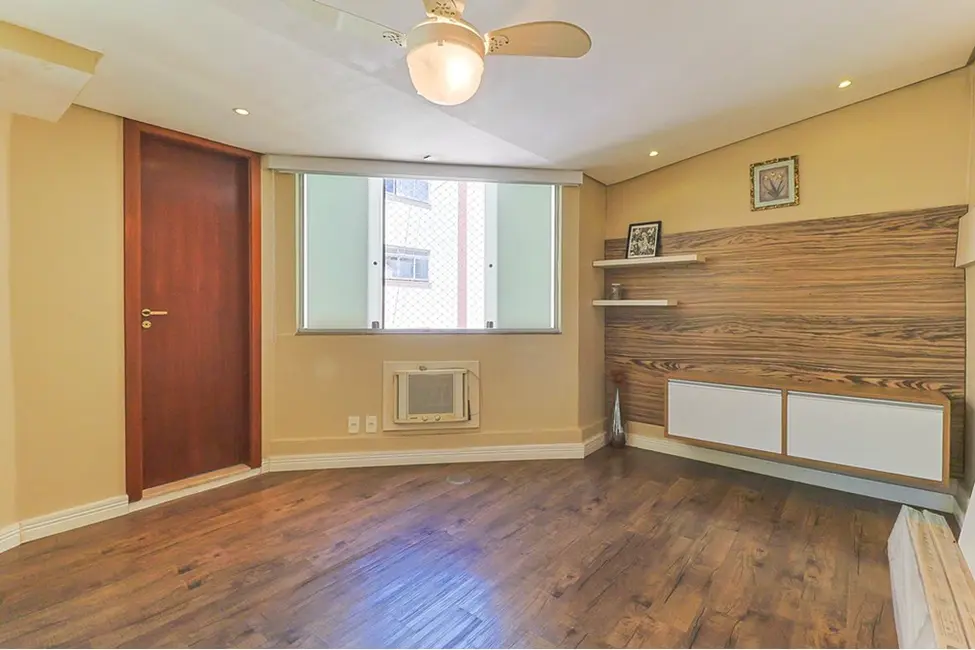 Foto 5 de Apartamento com 3 quartos à venda, 150m2 em Petrópolis, Porto Alegre - RS