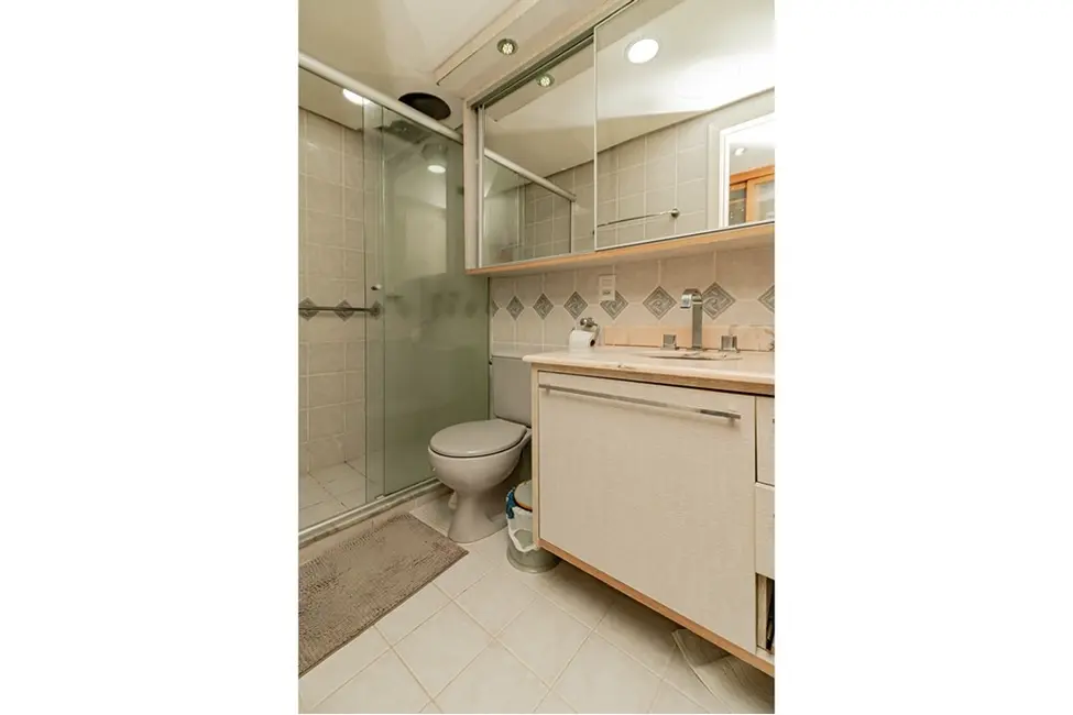 Apartamento com 3 quartos à venda, 90m2 em Praia de Belas, Porto Alegre - RS - imagem 9 Foto 9 de Apartamento com 3 quartos à venda, 90m2 em Praia de Belas, Porto Alegre - RS