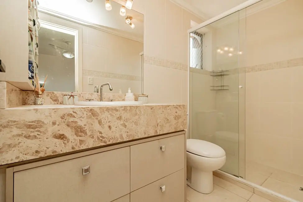 Foto 2 de Apartamento com 2 quartos à venda, 96m2 em Bela Vista, Porto Alegre - RS