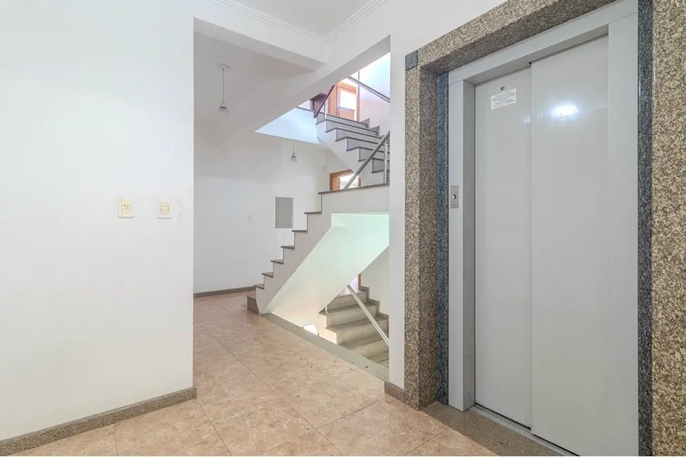 Foto 7 de Casa com 3 quartos à venda, 549m2 em Chácara das Pedras, Porto Alegre - RS