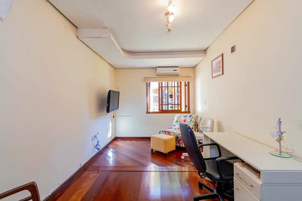 Foto 8 de Casa com 6 quartos à venda, 376m2 em Tristeza, Porto Alegre - RS