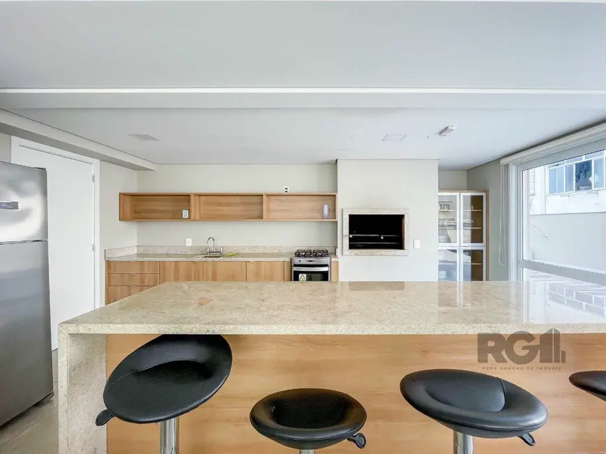 Apartamento com 2 quartos à venda, 70m2 em Menino Deus, Porto Alegre - RS - imagem 8 Foto 8 de Apartamento com 2 quartos à venda, 70m2 em Menino Deus, Porto Alegre - RS