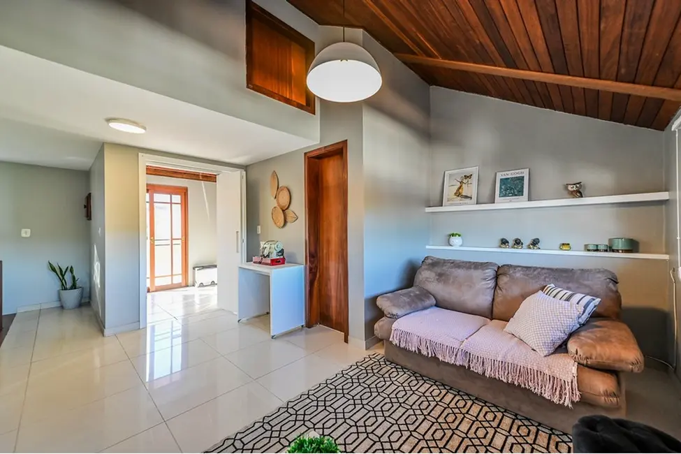 Foto 2 de Casa de Condomínio com 3 quartos à venda, 154m2 em Tristeza, Porto Alegre - RS