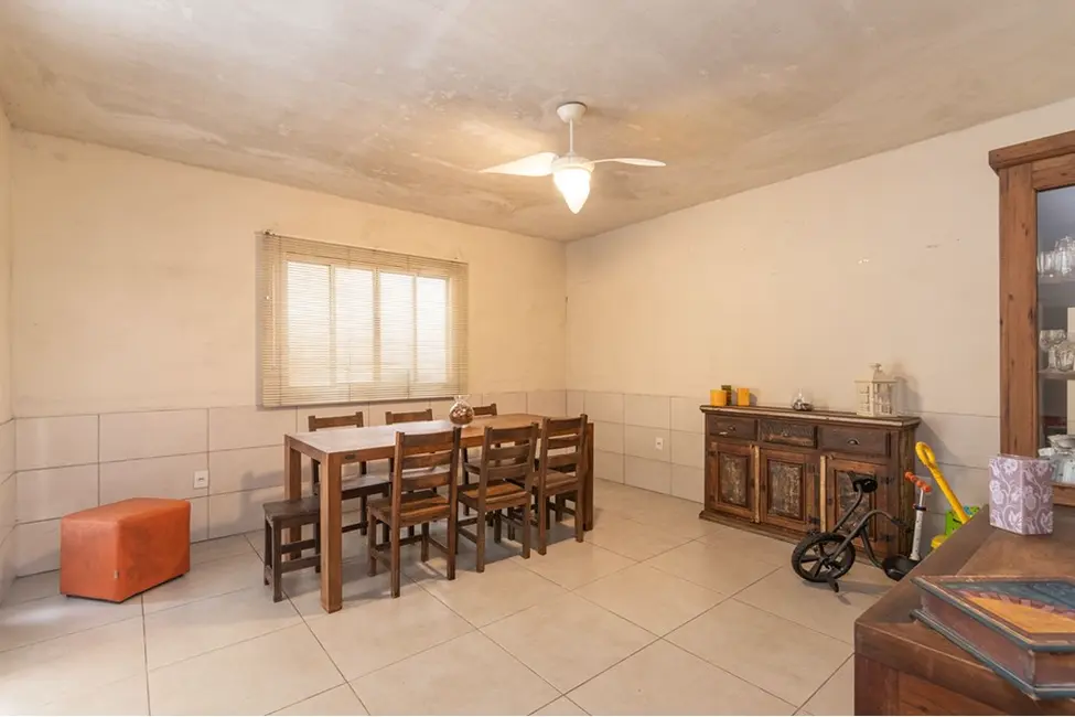 Foto 3 de Casa com 3 quartos à venda, 158m2 em Chácara das Pedras, Porto Alegre - RS