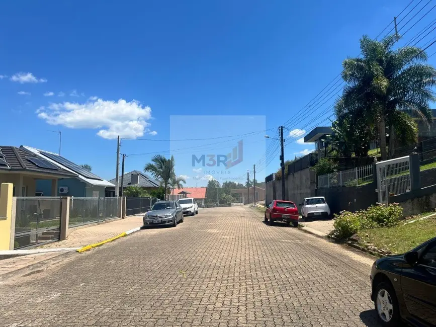 Foto 4 de Terreno / Lote à venda, 728m2 em Nova Petropolis - RS