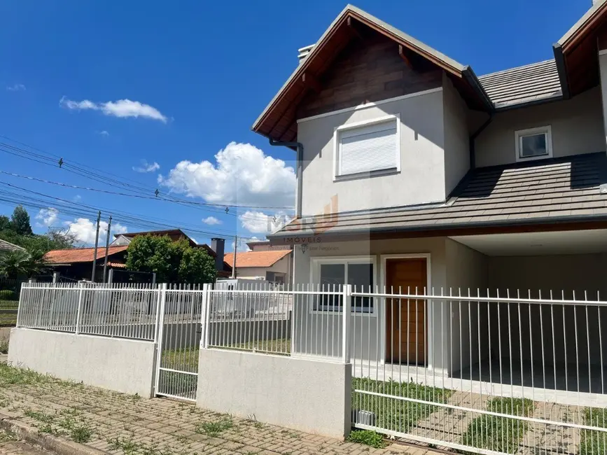 Casa com 2 quartos para alugar, 109m2 em Nova Petropolis - RS - imagem 2 Foto 2 de Casa com 2 quartos para alugar, 109m2 em Nova Petropolis - RS