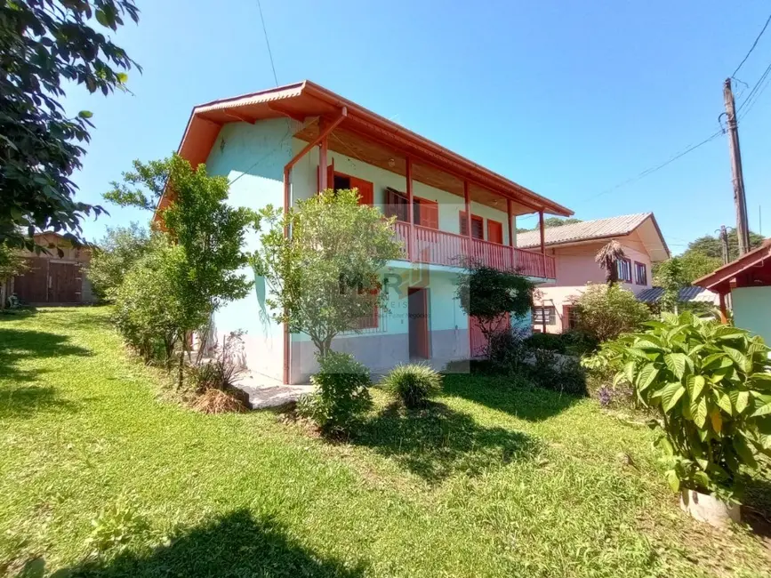 Foto 3 de Casa com 4 quartos à venda, 171m2 em Nova Petropolis - RS