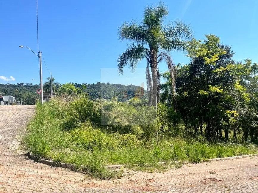 Foto 1 de Terreno / Lote à venda, 426m2 em Nova Petropolis - RS