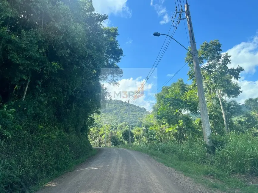 Foto 3 de Terreno / Lote à venda, 908m2 em Nova Petropolis - RS