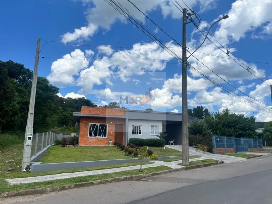 Foto 1 de Casa com 2 quartos à venda, 86m2 em Nova Petropolis - RS