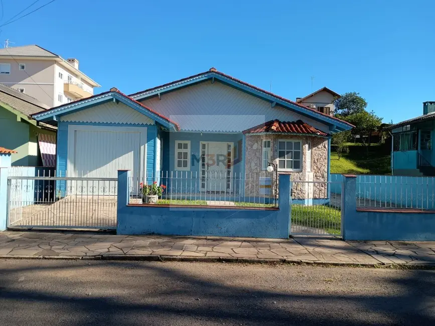 Foto 1 de Casa com 3 quartos à venda, 121m2 em Nova Petropolis - RS