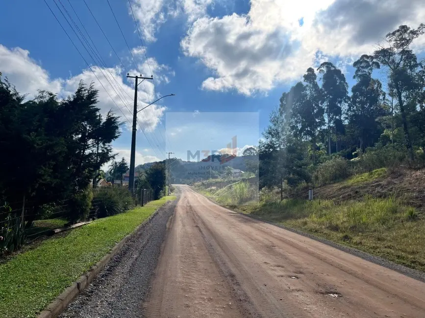 Foto 4 de Terreno / Lote à venda, 374m2 em Nova Petropolis - RS