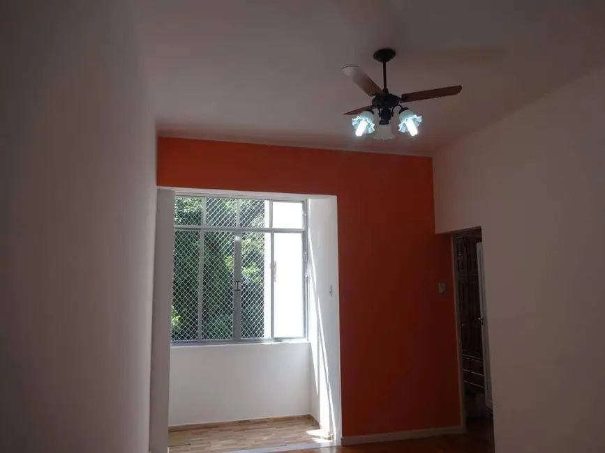 Foto 2 de Apartamento com 1 quarto à venda, 45m2 em Catete, Rio De Janeiro - RJ
