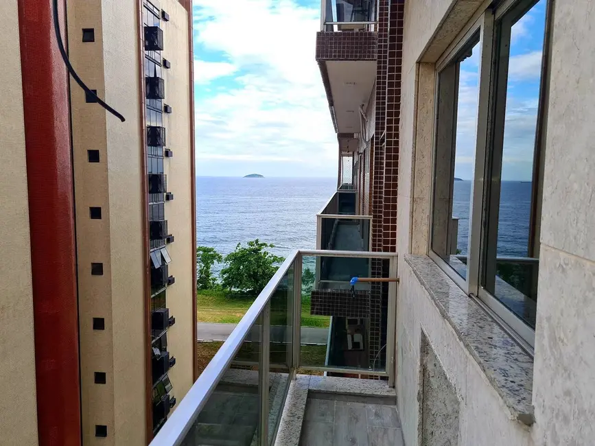 Foto 2 de Apartamento com 4 quartos à venda, 185m2 em Copacabana, Rio De Janeiro - RJ