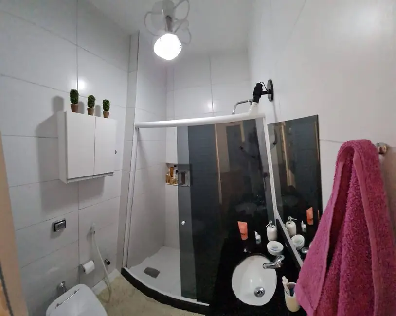 Apartamento com 1 quarto à venda, 58m2 em Laranjeiras, Rio De Janeiro - RJ - imagem 6 Foto 6 de Apartamento com 1 quarto à venda, 58m2 em Laranjeiras, Rio De Janeiro - RJ