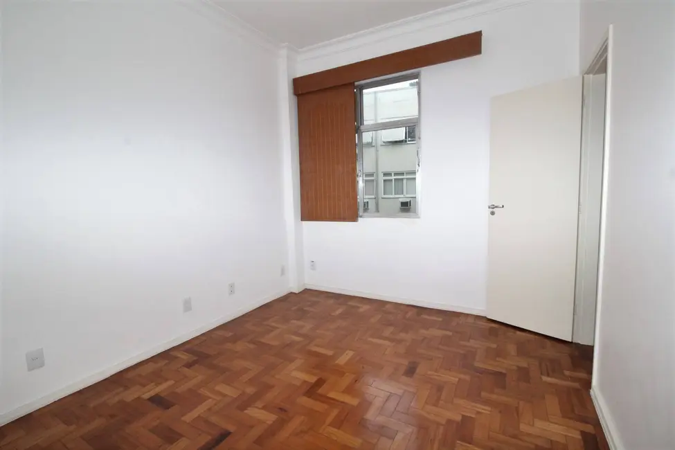 Apartamento com 3 quartos à venda, 160m2 em Flamengo, Rio De Janeiro - RJ - imagem 8 Foto 8 de Apartamento com 3 quartos à venda, 160m2 em Flamengo, Rio De Janeiro - RJ