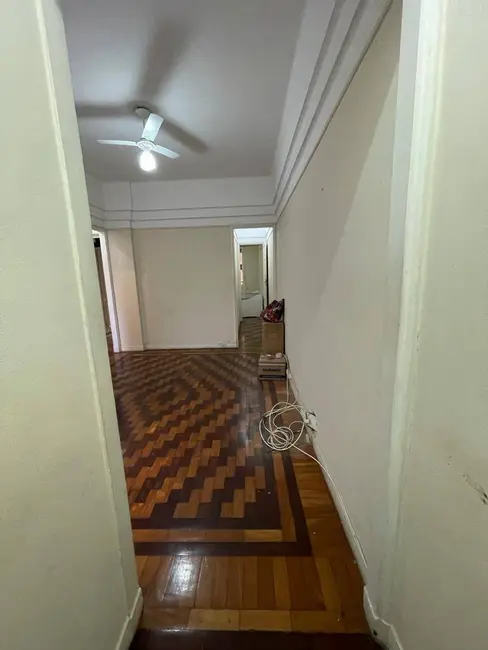 Foto 3 de Apartamento com 2 quartos à venda, 70m2 em Copacabana, Rio De Janeiro - RJ