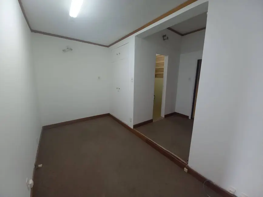Sala Comercial à venda, 85m2 em Centro, Rio De Janeiro - RJ - imagem 3 Foto 3 de Sala Comercial à venda, 85m2 em Centro, Rio De Janeiro - RJ