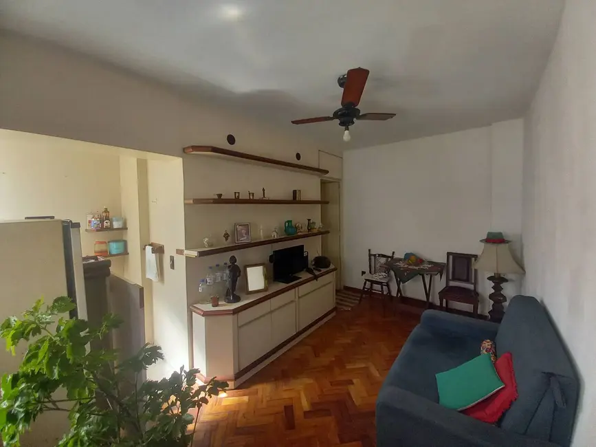 Foto 1 de Apartamento com 1 quarto à venda, 35m2 em Catete, Rio De Janeiro - RJ