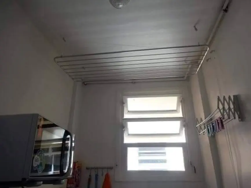 Apartamento com 1 quarto para alugar, 28m2 em Catete, Rio De Janeiro - RJ - imagem 8 Foto 8 de Apartamento com 1 quarto para alugar, 28m2 em Catete, Rio De Janeiro - RJ