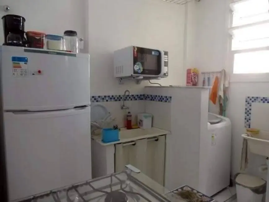 Apartamento com 1 quarto para alugar, 28m2 em Catete, Rio De Janeiro - RJ - imagem 5 Foto 5 de Apartamento com 1 quarto para alugar, 28m2 em Catete, Rio De Janeiro - RJ