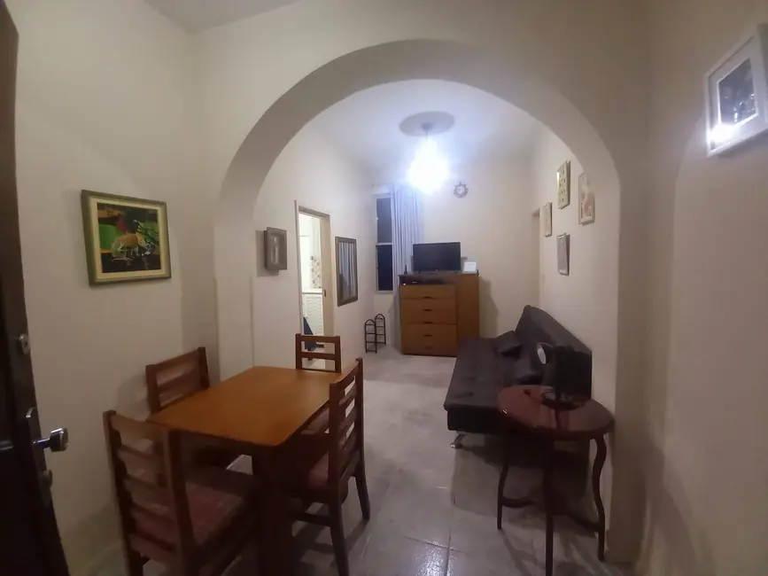 Foto 1 de Apartamento com 2 quartos para alugar, 55m2 em Catete, Rio De Janeiro - RJ