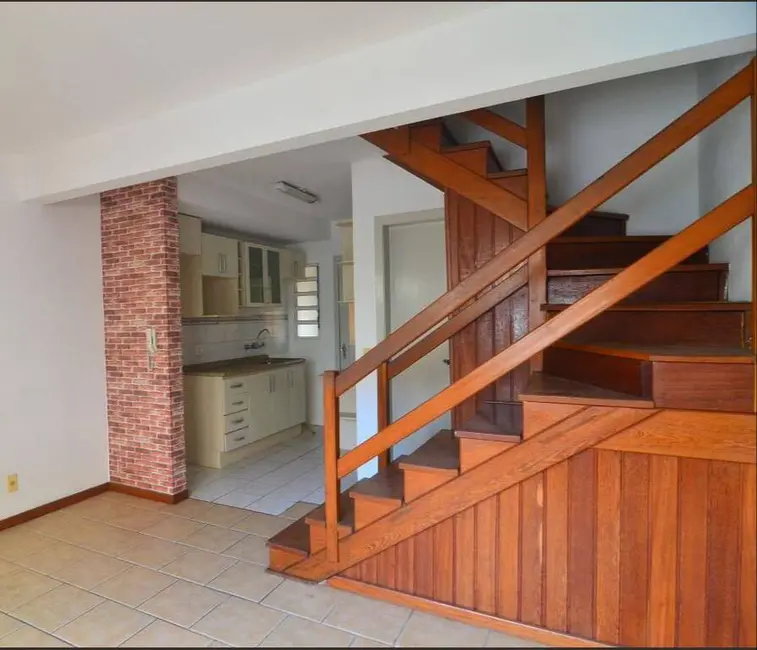 Casa de Condomínio com 3 quartos à venda, 78m2 em Marechal Rondon, Canoas - RS - imagem 3 Foto 3 de Casa de Condomínio com 3 quartos à venda, 78m2 em Marechal Rondon, Canoas - RS