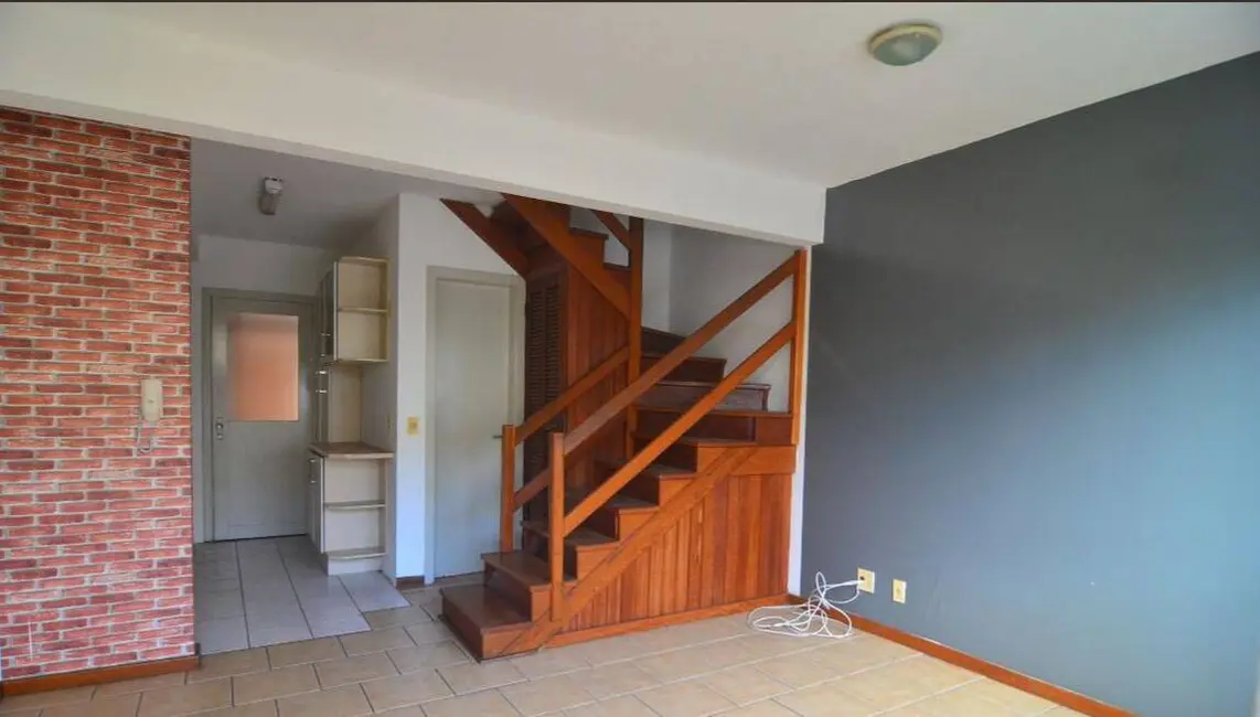 Casa de Condomínio com 3 quartos à venda, 78m2 em Marechal Rondon, Canoas - RS - imagem 4 Foto 4 de Casa de Condomínio com 3 quartos à venda, 78m2 em Marechal Rondon, Canoas - RS