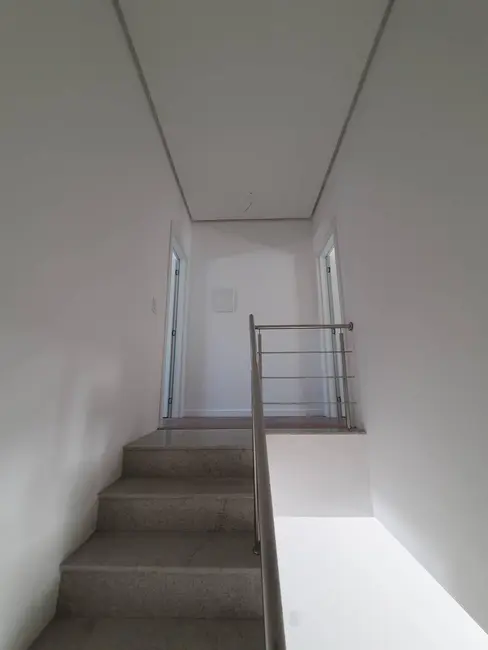 Foto 9 de Sobrado com 2 quartos à venda, 101m2 em São José, Canoas - RS