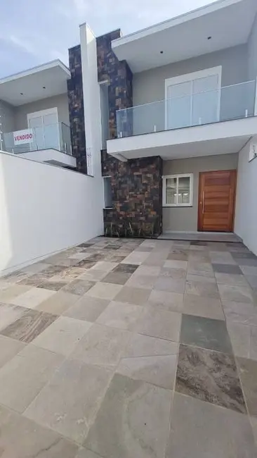 Foto 1 de Sobrado com 3 quartos à venda, 124m2 em Canoas - RS