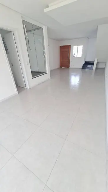 Sobrado com 3 quartos à venda, 124m2 em Canoas - RS - imagem 4 Foto 4 de Sobrado com 3 quartos à venda, 124m2 em Canoas - RS