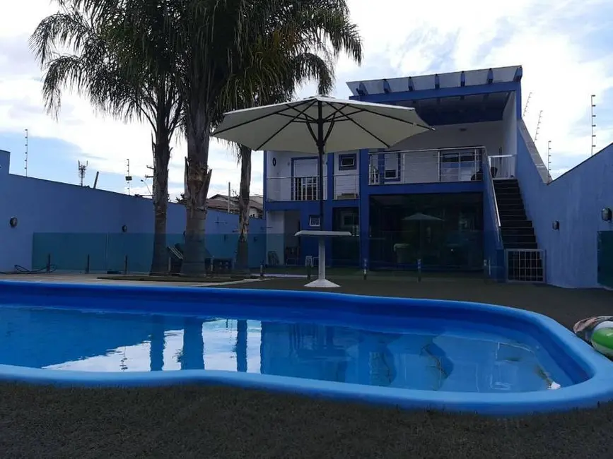 Foto 4 de Sobrado com 3 quartos à venda, 208m2 em Canoas - RS