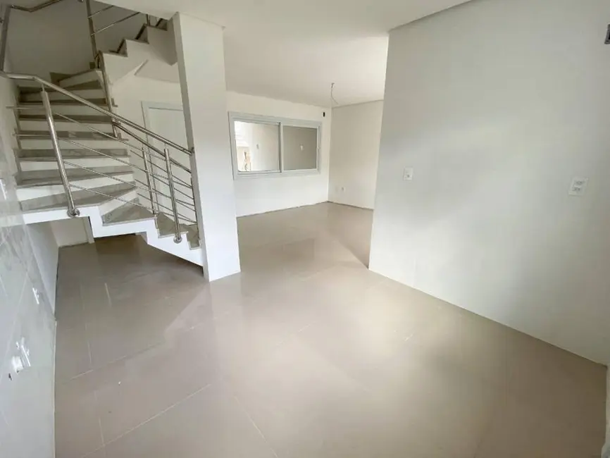 Casa de Condomínio com 3 quartos à venda, 145m2 em Nossa Senhora das Graças, Canoas - RS - imagem 4 Foto 4 de Casa de Condomínio com 3 quartos à venda, 145m2 em Nossa Senhora das Graças, Canoas - RS
