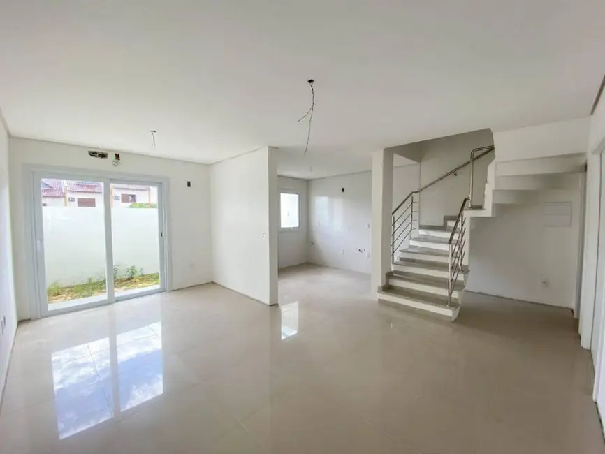 Casa de Condomínio com 3 quartos à venda, 145m2 em Nossa Senhora das Graças, Canoas - RS - imagem 3 Foto 3 de Casa de Condomínio com 3 quartos à venda, 145m2 em Nossa Senhora das Graças, Canoas - RS