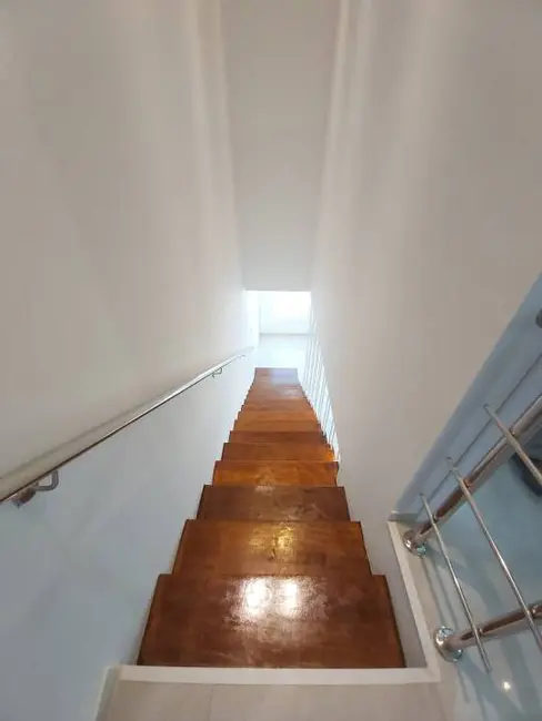 Sobrado com 3 quartos à venda, 119m2 em Igara, Canoas - RS - imagem 9 Foto 9 de Sobrado com 3 quartos à venda, 119m2 em Igara, Canoas - RS