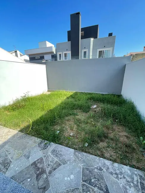 Sobrado com 3 quartos à venda, 172m2 em Canoas - RS - imagem 7 Foto 7 de Sobrado com 3 quartos à venda, 172m2 em Canoas - RS