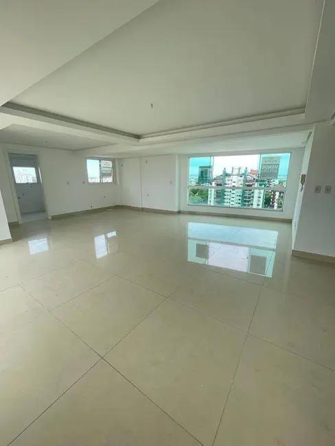 Apartamento com 4 quartos à venda, 217m2 em Centro, Canoas - RS - imagem 3 Foto 3 de Apartamento com 4 quartos à venda, 217m2 em Centro, Canoas - RS
