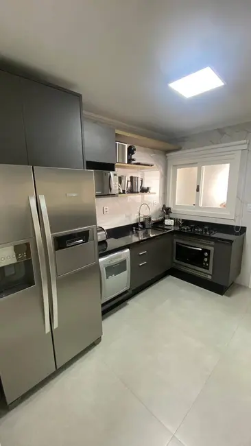 Apartamento com 3 quartos à venda, 123m2 em Marechal Rondon, Canoas - RS - imagem 9 Foto 9 de Apartamento com 3 quartos à venda, 123m2 em Marechal Rondon, Canoas - RS