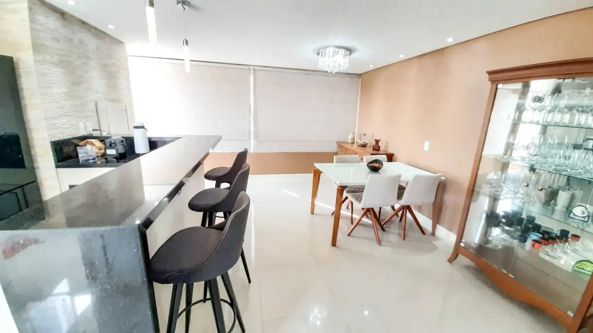Apartamento com 2 quartos à venda, 79m2 em Nossa Senhora das Graças, Canoas - RS - imagem 4 Foto 4 de Apartamento com 2 quartos à venda, 79m2 em Nossa Senhora das Graças, Canoas - RS